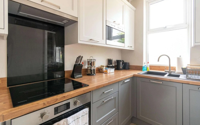 Host Stay Argie House