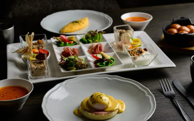 Hotel The Knot Yokohama