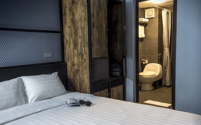The Chi Novel Hostel – Guest Rooms – Hanoi