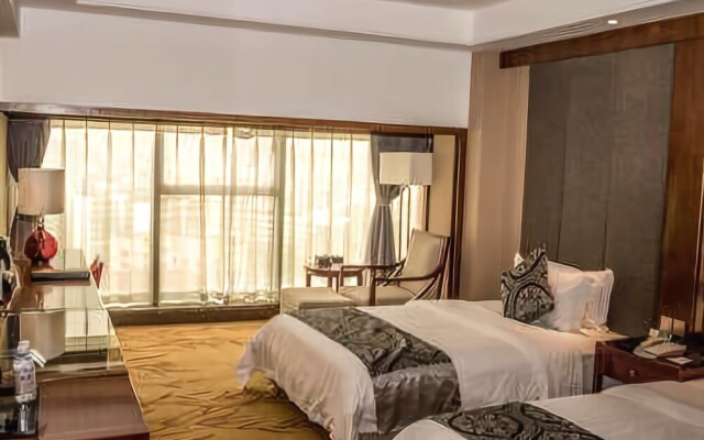 Yuebanwan Hotel (Fat Donglai at Xuchang Railway Station)