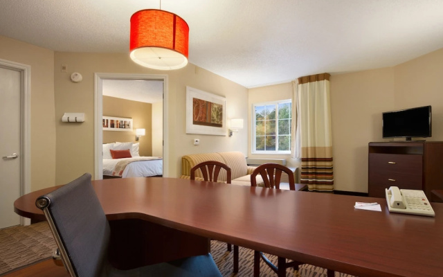 Candlewood Suites Detroit