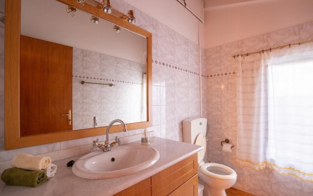 Neromilos Harmony - Roussis Residence