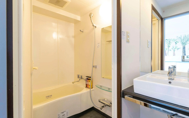 Comfort Inn Naha Tomari Port