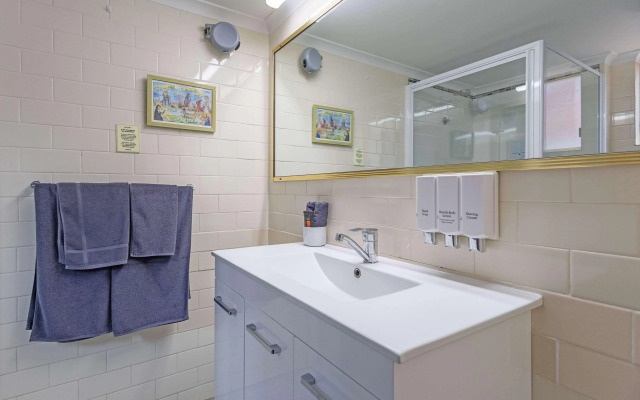 Comfort Inn Shearing Shed
