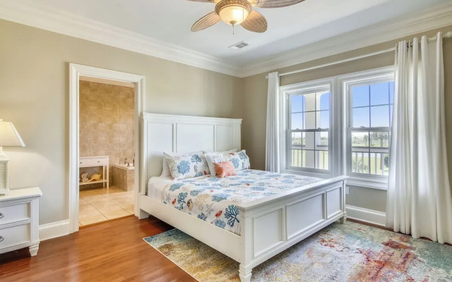 4515bfflampwnh - Beachfront Flamingo