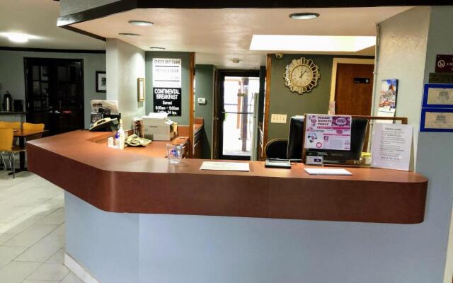 Americas Best Value Inn & Suites Yukon Oklahoma City