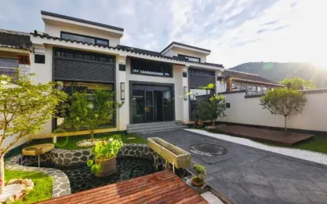 Qixu Homestay (Tianjin Jiushan Cheshenjia Store)