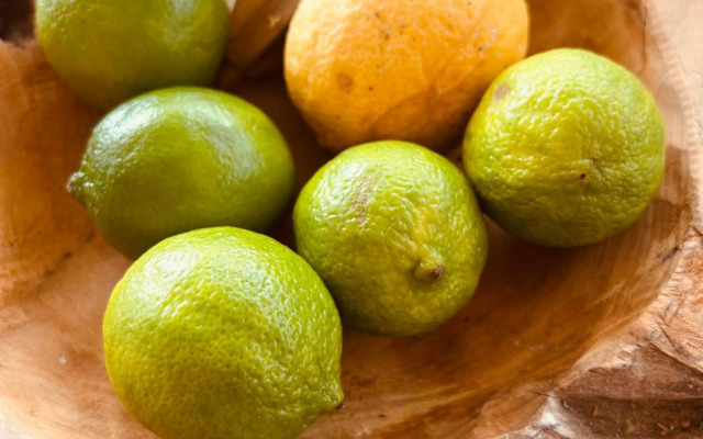 Ron De Mar #3 modern room