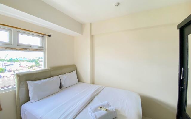 Homey And Comfort 2Br Green Pramuka City Apartment