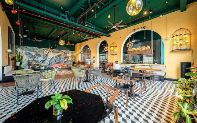 Cozrum Homes - Kola Apartment