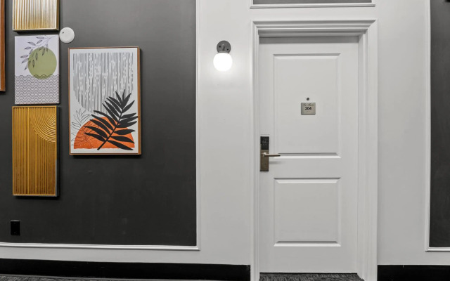 Le Bon Hotel Hollywood