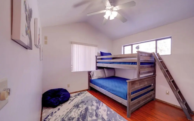 2 Mi to Whiskey Row: Tranquil Getaway w/ Deck!
