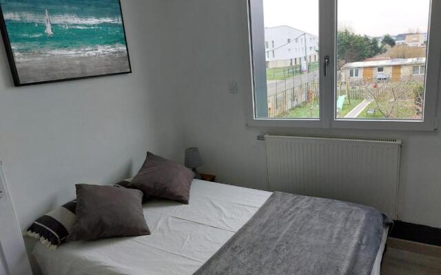 La Detente 2 Etoiles