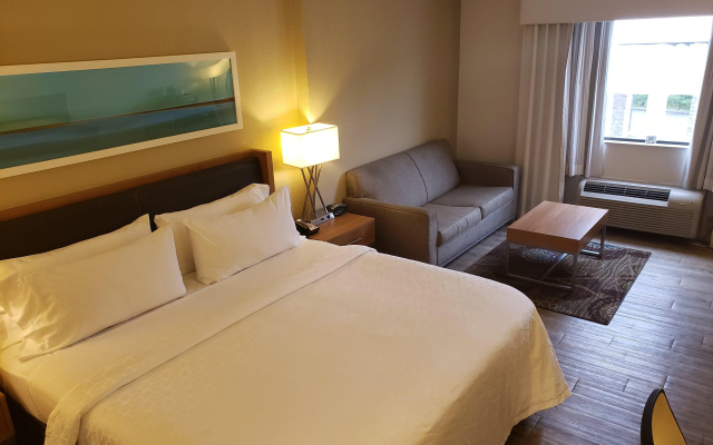 Holiday Inn Express Pittsburgh North by IHG