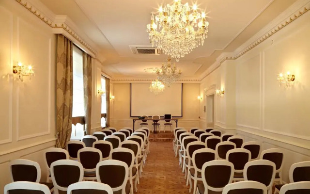 Dwór Prezydencki Boutique Hotel & SPA