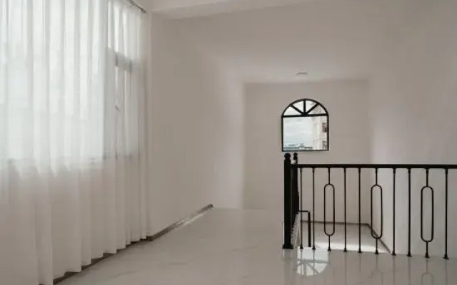 Dali Yixinyuan Hot Spring Homestay (Xiashankou Branch)