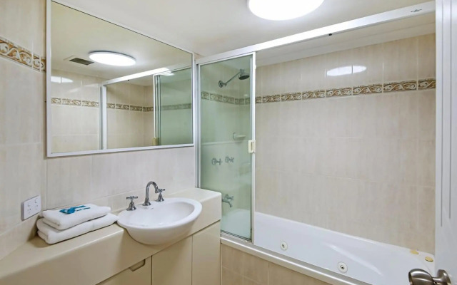 Unit 9 'The Rocks', Coolum Beach