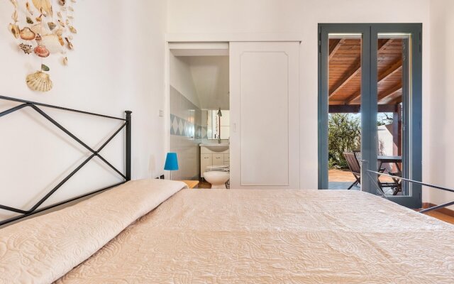 2753 Villa Evelin by Barbarhouse