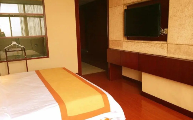 Xinfeng Holiday Hotel