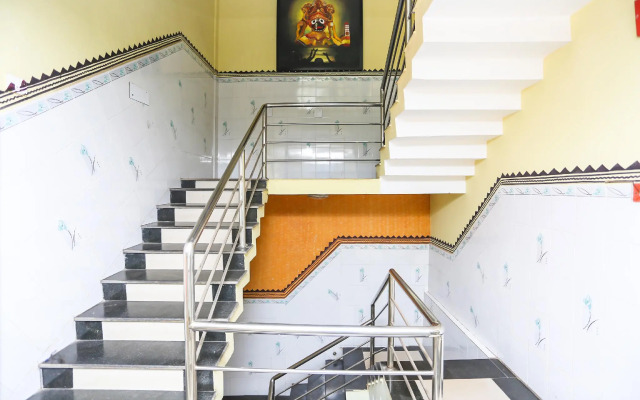 OYO 4526 Jaydev Vihar