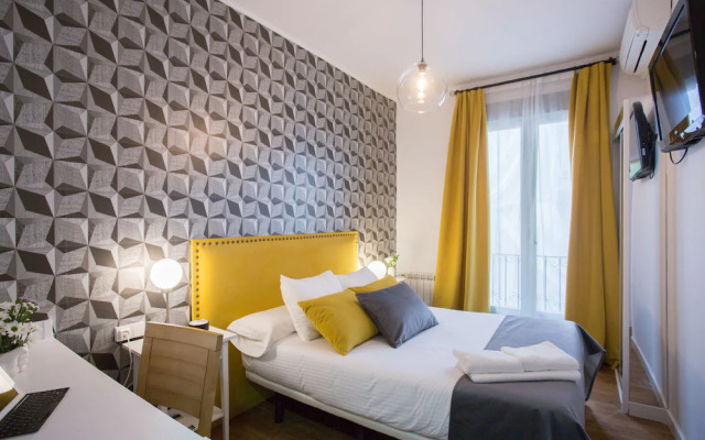 Madrid Suites San Mateo 207