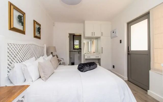 Sandbaai Country House
