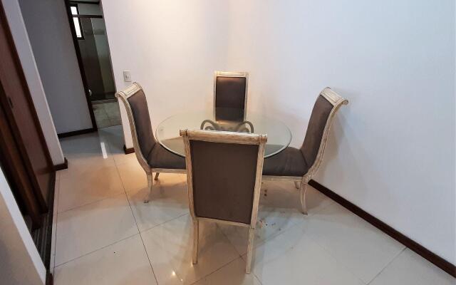 Apartamento com serviços próximo a Praia de Ipanema