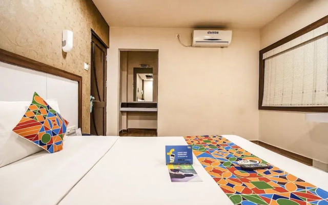 OYO 4324 Hotel Emerald Manor