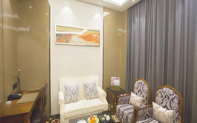 Hua Fei Suites Hotel