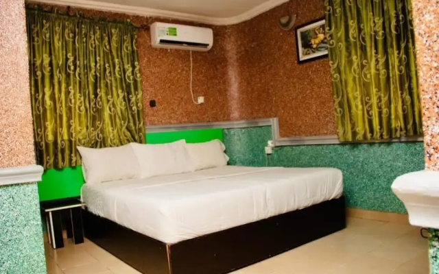 Double One Suites