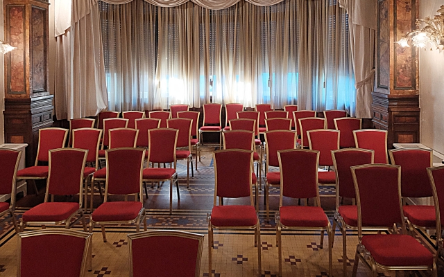 Hotel De la Ville