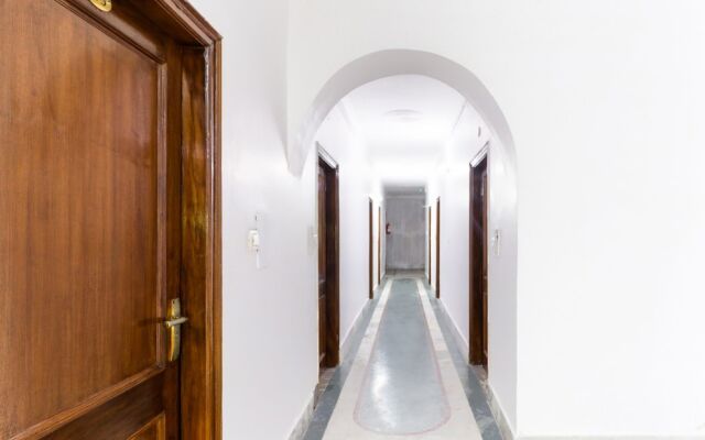 Sunshine by OYO Rooms