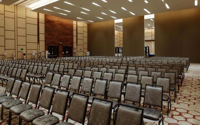 DoubleTree by Hilton Celaya