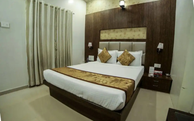 OYO 4186 Hotel Oyster
