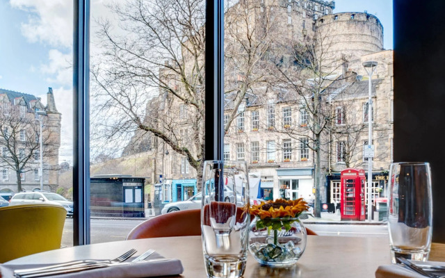 Apex Grassmarket Hotel