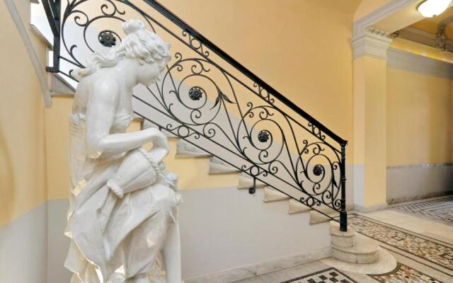 Vittoria Colonna Apartment