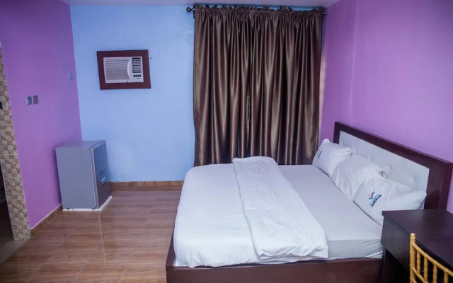 Emmy Hotels and Suites
