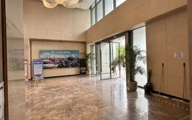 Yunqi International Apartment (Huangpu Fish Zhugang Branch)