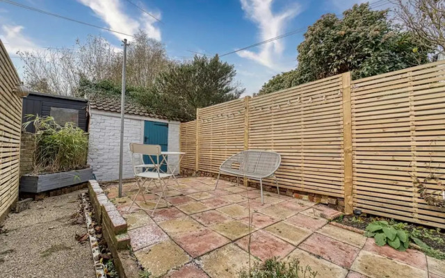 Host Stay Loughborough Road House