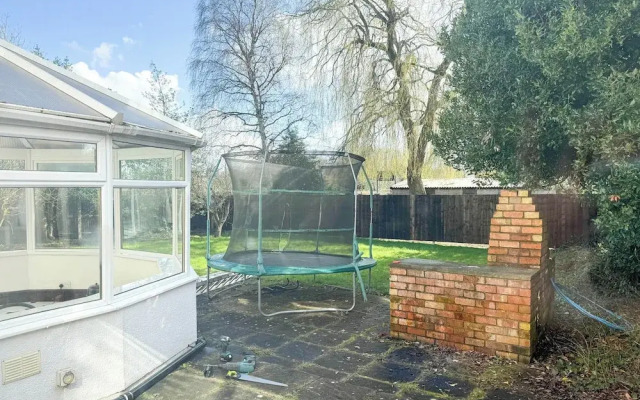 Large 8 Bedroom House in Edgbaston
