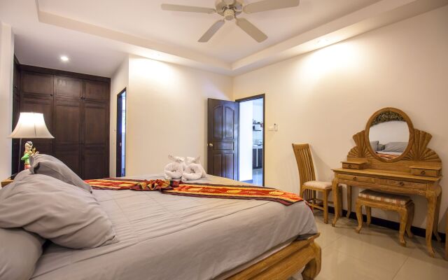 Pacotte Villa by Jetta
