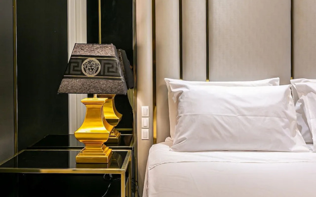 Modern duplex w/jacuzzi 240m beach JRR410