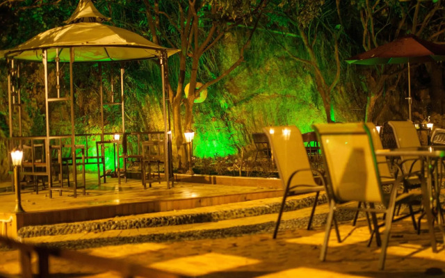 Season Seaview Inn