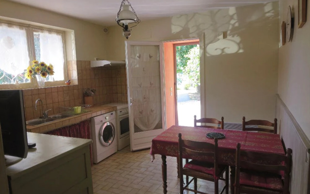 Villa les Roses bis by Gites de France
