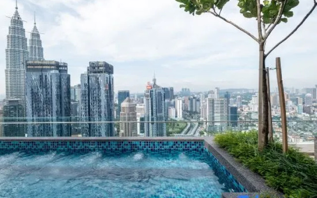 Royce Residence KLCC by Feel Home