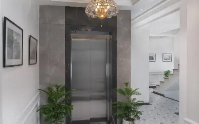 Hotel Ganga Maiya