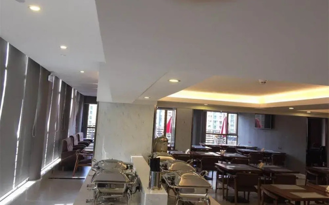 Pullanoman Holiday Inn