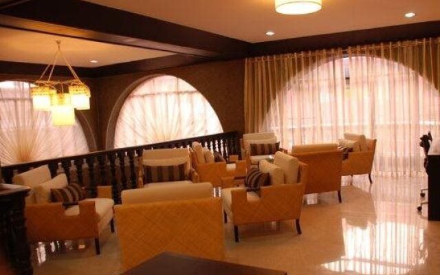 Iriga Plaza Hotel