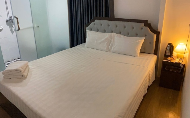 Hanoi Little Hotel – Guest Rooms – Hanoi