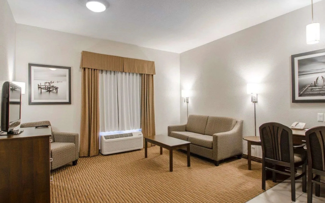 Suburban Extended Stay Hotel Estevan